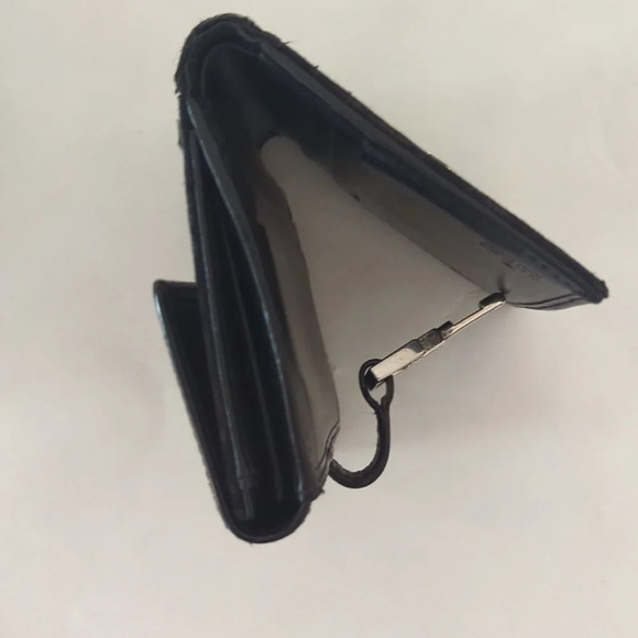 Gucci monogram logo silver lock wallet - Picture 10 of 13